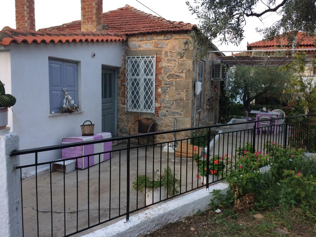 Villa Stam House à Leonídion Extérieur photo